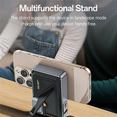5-in-1 Magnetic Power Bank ©