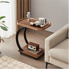 Mobile Wooden C-Table © Ⓢ